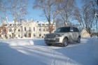 Range Rover SDV8 Vogue iebrauc Kurzemes lepnākās muižas pagalmā - Rūmenes muižā - www.rumene.lv 27