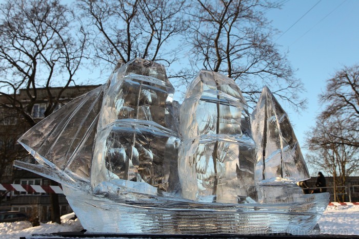 Svētdien, 27.01.2013, vairāk nekā 1000 Vecmīlgrāvja iedzīvotāju ar prieku nodevās Svētdien, 27.01.2013, vairāk nekā 1000 Vecmīlgrāvja iedzīvotāju ar prieku nodevās