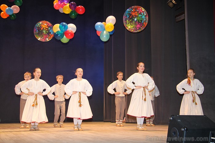 Ogres Kultūras centrs svin 25 gadu jubileju. Foto sponsors: www.LatvijasCentrs.lv 87651