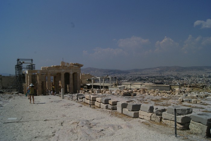 Akropole - Atēnu senā pilsēta, kas reprezentēja valsts politiskos un kultūras sasniegumus. www.visitgreece.gr 88570