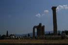 Atēnas - pilsēta, kur katrs ceļotājs sajūt tās īpašo auru un senatni, tā ir pilsēta, kas pārdzīvojusi dažādus laikus, tomēr vēljoprojām spēj saglabāt  11