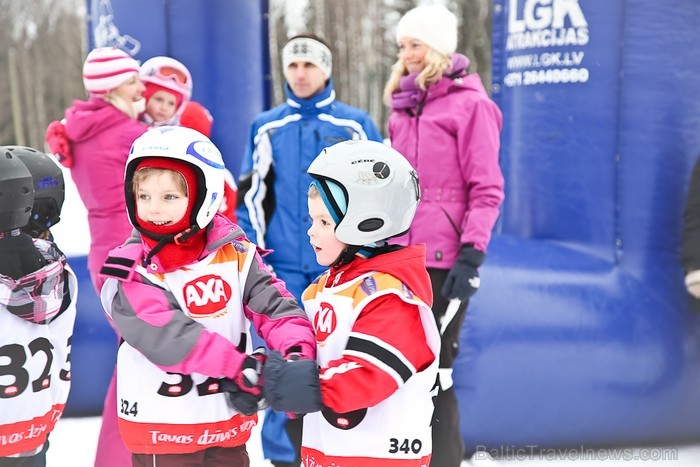 Reiņa trasē aizraujošās sacensībās noteikti sezonas otrā posma bērnu mini slaloma sacensību Reiņa trasē aizraujošās sacensībās noteikti sezonas otrā posma bērnu mini slaloma sacensību