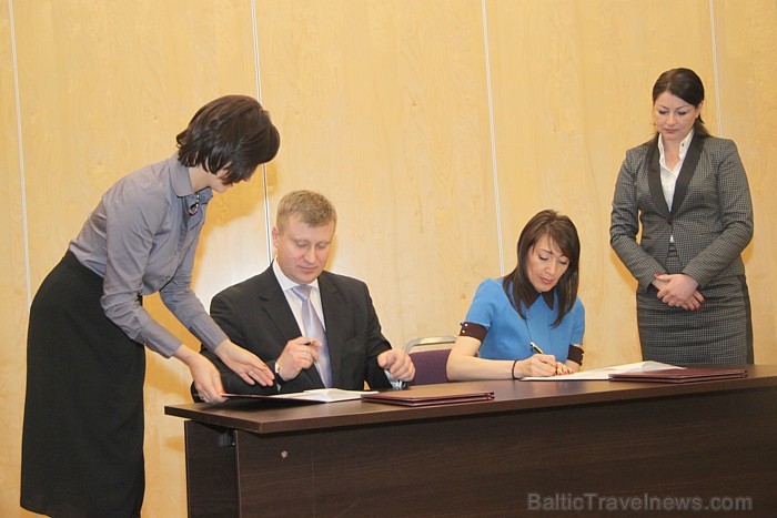 Baltijas-Krievijas kultūras un tūrisma foruma laikā tika parakstītas vairākas vienošanās viesnīcā Radisson Blu Latvija 89191