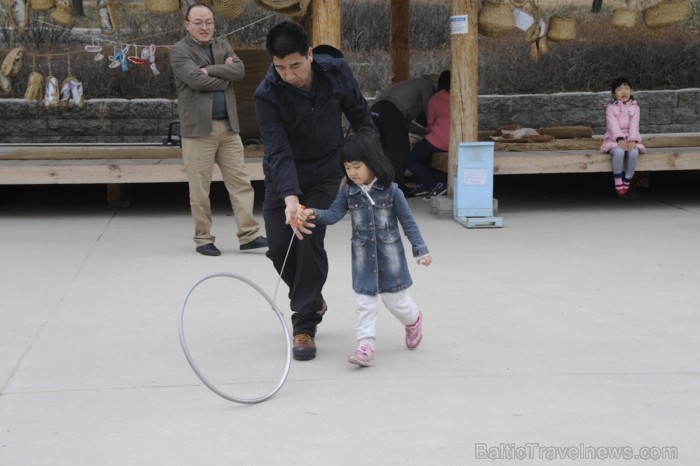 Hoop Rolling - www.traveltime.lv 89600