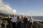 Šajā bildē mūsu grupa skaistas ainavas fonā pie Lielā Okeāna Ceļa - www.traveltime.lv 9
