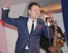 Polijas apdrošināšanas kompānijas «PZU»  grandiozās balles viesus priecēja Latvijas populārais dziedātājs Jānis Stībelis 34