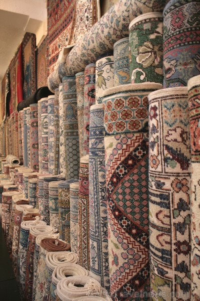 Tirdziņš Mini Souk atrodas uz Tunisijas lielākās salas - Džerbas. Te var ne tikai iegādāties vietējo amatnieku izstrādājumus, bet arī iepazīt Tunisija Tirdziņš Mini Souk atrodas uz Tunisijas lielākās salas - Džerbas. Te var ne tikai iegādāties vietējo amatnieku izstrādājumus, bet arī iepazīt Tunisija 90419
