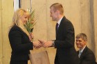 Latgales plānošanas reģiona administrācijas vadītāja Iveta Maļina-Tabūne pateicas Vides aizsardzības un reģionālas attīstības ministram Edmundam Sprūd 56