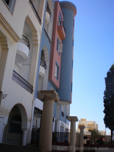 Mājas ir skaistas, Tunisijai raksturīgos toņos - krēmīgos, baltos, zilganos 91638