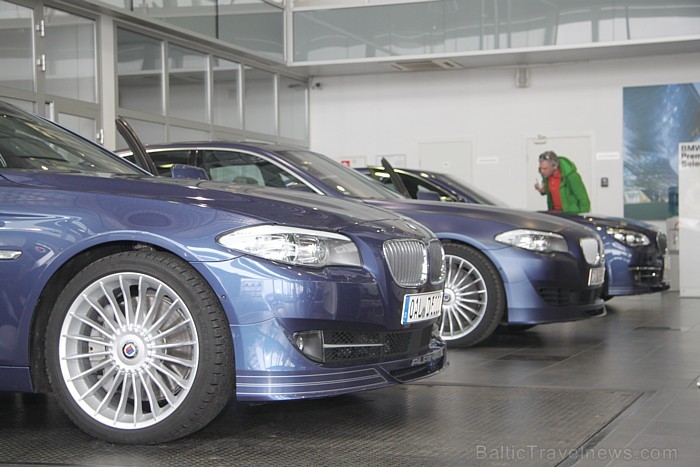Alpina ir neatkarīgs automobiļu ražotājs, kas tikai īrē ražošanas līniju no BMW un tas ir unikāls piemērs pasaules autoindustrijā Alpina ir neatkarīgs automobiļu ražotājs, kas tikai īrē ražošanas līniju no BMW un tas ir unikāls piemērs pasaules autoindustrijā 91781