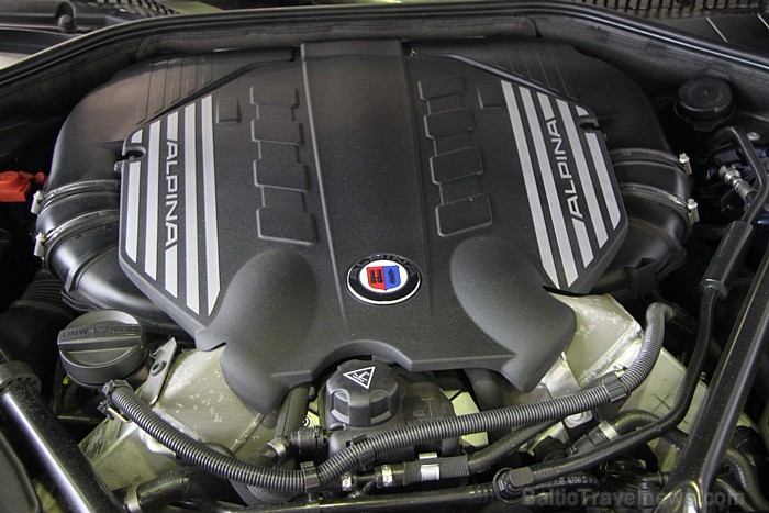 Pirmo reizi Latvijā BMW Alpina piedāvāja 11.04.2013 vienlaicīgi testēt 4 modeļus (D5,B5, B6 un B7) ar www.inchcape-bmauto.lv atbalstu 91784
