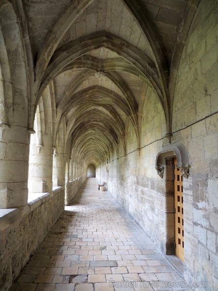 Klosteris Chartreuse St Sauveur ir neaizmirstams 15.gadsimta arhitektūras un vēstures piemineklis. Tas atrodas pilsētā Villefranche-de-Rouergue un ir Klosteris Chartreuse St Sauveur ir neaizmirstams 15.gadsimta arhitektūras un vēstures piemineklis. Tas atrodas pilsētā Villefranche-de-Rouergue un ir 91939