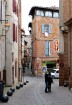 Albi ir senā bīskapa pilsēta, kas atrodas Tulūzā (Francija). Gandrīz visas tās ēkas ir celtas no sarkana ķieģeļa. Slavenākā no tām ir Sainte-Cécile ka 5