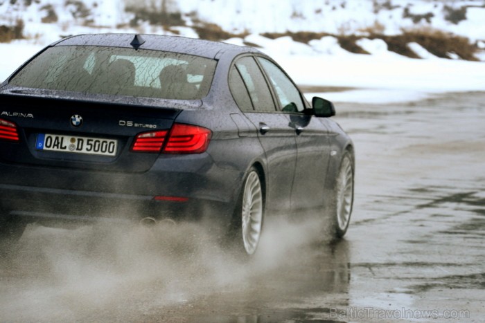 Travelnews.lv redakcija testē BMW Alpina modeļus sporta kompleksā 333. Foto: Juris Ķilkuts, www.fotoatelje.lv 92139