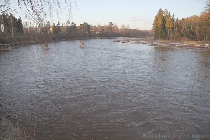Ogres upes plūdi piesaista daudzus ziņkārīgos un Ogres viesus - wwwLatvijasCentrs.lv 92230