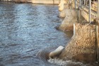 Ogres upes plūdi piesaista daudzus ziņkārīgos un Ogres viesus - wwwLatvijasCentrs.lv 4