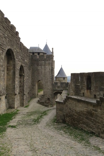 Brīnišķīgā pilsēta Karkasona Francijā ir viens no nedaudziem viduslaiku pieminekļiem, kas ir saglabājies gandrīz neskarts. Ilgus gadus te dzīvoja Volt 93033