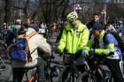 Rīgas velo nedēļas 2013 ietvaros velosipēdisti pie Brīvības pieminekļa pulcējās uz Rīga velo parādi - iepazīsti Pārdaugavu. 13
