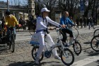Rīgas velo nedēļas 2013 ietvaros velosipēdisti pie Brīvības pieminekļa pulcējās uz Rīga velo parādi - iepazīsti Pārdaugavu. 55