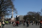 Rīgas velo nedēļas 2013 ietvaros velosipēdisti pie Brīvības pieminekļa pulcējās uz Rīga velo parādi - iepazīsti Pārdaugavu. 58