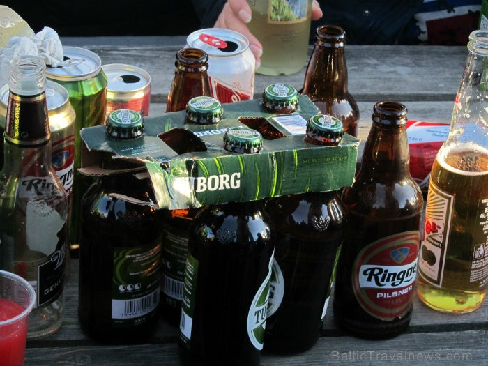 Neskatoties uz augstajām cenām, kopumā tiek patērēts ievērojami liels alkohola daudzums. 93352