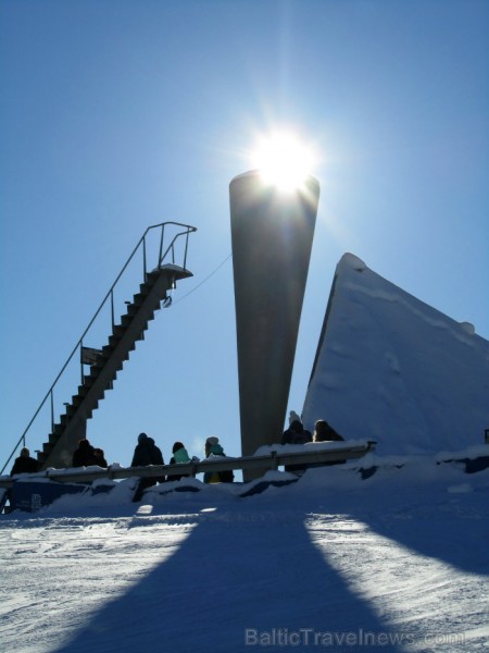 Olimpisko spēļu uguns Lillehammeres iedzīvotāju sirdīs deg arī vēl šodien. 93384