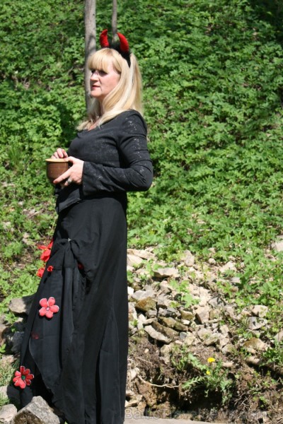 Vides gide Anita Turlaja jeb viena no Daugavas senielejas raganām. 93918