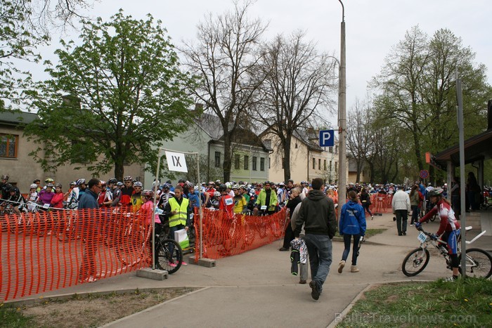 2013. gada pirmais SEB MTB posma starts tika dots Cēsīs, lai jau tālāk riteņbraucēji varētu doties līdz pat Valmierai. 2013. gada pirmais SEB MTB posma starts tika dots Cēsīs, lai jau tālāk riteņbraucēji varētu doties līdz pat Valmierai. 93984