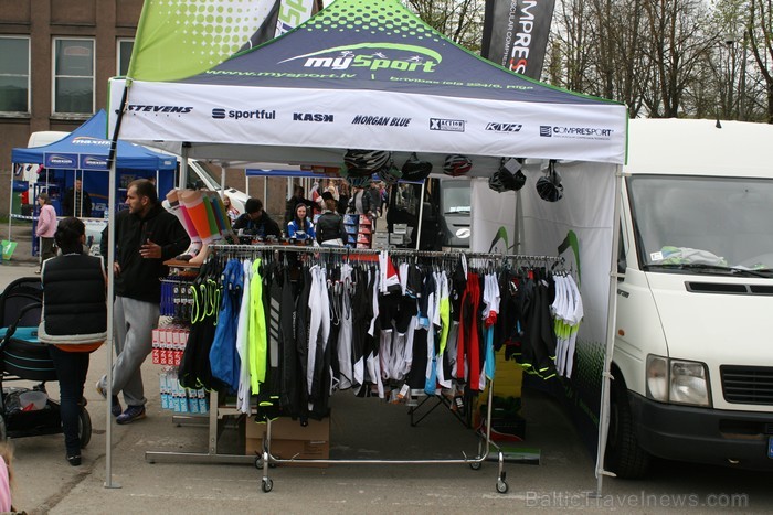 2013. gada pirmais SEB MTB posma starts tika dots Cēsīs, lai jau tālāk riteņbraucēji varētu doties līdz pat Valmierai. 2013. gada pirmais SEB MTB posma starts tika dots Cēsīs, lai jau tālāk riteņbraucēji varētu doties līdz pat Valmierai. 93993