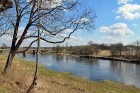 Skrundas muiža ir viena no senākajām Latvijas muižām, kas atrodas Ventas upes gleznainajā krastā 
www.skrundasmuiza.lv 31