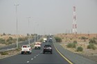 Nepilnas stundas ietvaros no Dubaijas centra ar automašīnu var nokļūt īstā tuksnesī 2