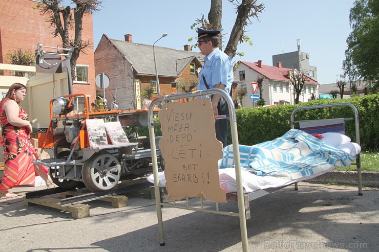 Gulbene 18. maijā aicināja visus interesentus uz vasaras tūrisma sezonas atklāšanu. Foto sponsors: www.milmani.blogspot.com Gulbene 18. maijā aicināja visus interesentus uz vasaras tūrisma sezonas atklāšanu. Foto sponsors: www.milmani.blogspot.com 94470