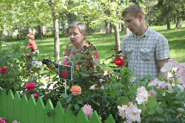 Gulbene 18. maijā aicināja visus interesentus uz vasaras tūrisma sezonas atklāšanu. Foto sponsors: www.milmani.blogspot.com Gulbene 18. maijā aicināja visus interesentus uz vasaras tūrisma sezonas atklāšanu. Foto sponsors: www.milmani.blogspot.com 94489