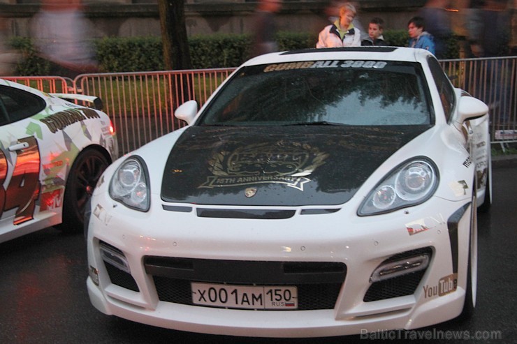 Bagātnieku rallijs «Gumball 3000» Rīgā nakšņo Radisson Blu Elizabete (www.radissonblu.lv/elizabetehotel-riga) Bagātnieku rallijs «Gumball 3000» Rīgā nakšņo Radisson Blu Elizabete (www.radissonblu.lv/elizabetehotel-riga) 94730