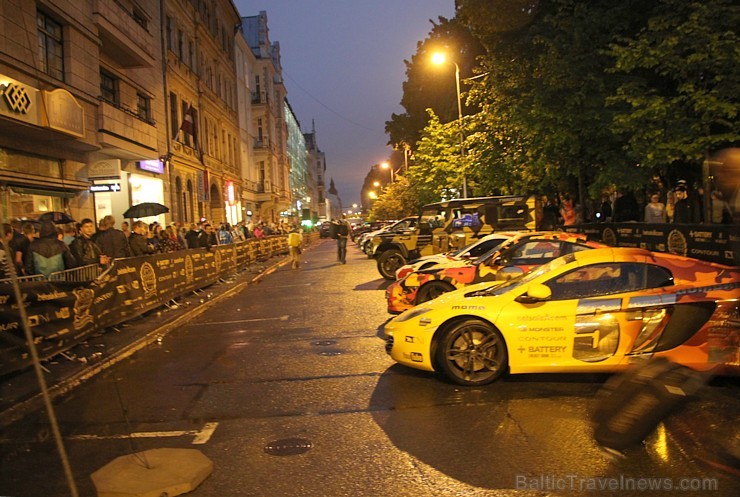 Bagātnieku rallijs «Gumball 3000» Rīgā nakšņo Radisson Blu Elizabete (www.radissonblu.lv/elizabetehotel-riga) Bagātnieku rallijs «Gumball 3000» Rīgā nakšņo Radisson Blu Elizabete (www.radissonblu.lv/elizabetehotel-riga) 94732