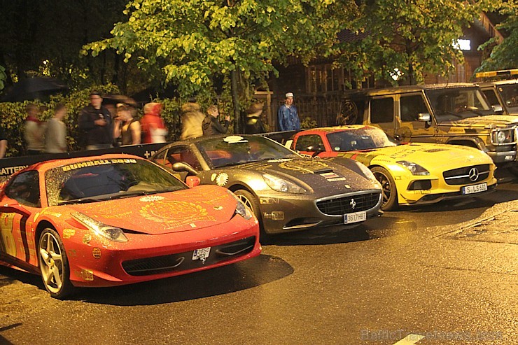 Bagātnieku rallijs «Gumball 3000» Rīgā nakšņo Radisson Blu Elizabete (www.radissonblu.lv/elizabetehotel-riga) Bagātnieku rallijs «Gumball 3000» Rīgā nakšņo Radisson Blu Elizabete (www.radissonblu.lv/elizabetehotel-riga) 94733
