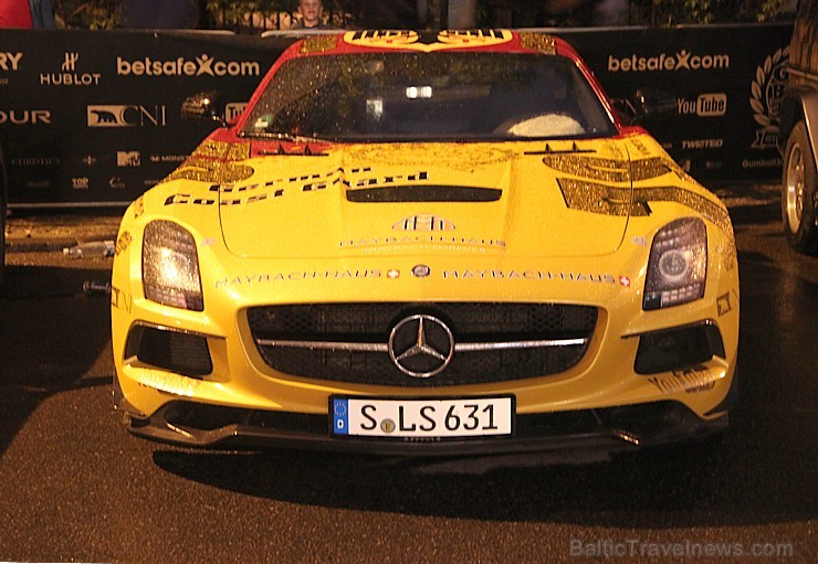 Bagātnieku rallijs «Gumball 3000» Rīgā nakšņo Radisson Blu Elizabete (www.radissonblu.lv/elizabetehotel-riga) Bagātnieku rallijs «Gumball 3000» Rīgā nakšņo Radisson Blu Elizabete (www.radissonblu.lv/elizabetehotel-riga) 94739