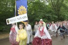 Tautas deju festivāls «Latvju bērni danci veda» Krāslavā 2013 ar lielkocenta «Pār Daugavu saulei roku deva» programmu. Foto sponsors: www.visitkraslav 7