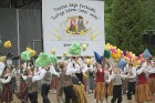 Tautas deju festivāls «Latvju bērni danci veda» Krāslavā 2013 ar lielkocenta «Pār Daugavu saulei roku deva» programmu. Foto sponsors: www.visitkraslav 29