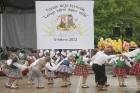 Tautas deju festivāls «Latvju bērni danci veda» Krāslavā 2013 ar lielkocenta «Pār Daugavu saulei roku deva» programmu. Foto sponsors: www.visitkraslav 42
