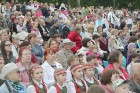 Tautas deju festivāls «Latvju bērni danci veda» Krāslavā 2013 ar lielkocenta «Pār Daugavu saulei roku deva» programmu. Foto sponsors: www.visitkraslav 47