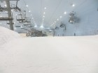 Ski Dubai kompleksa garākais nobrauciens ir 400 metri un sniega biezums ir 50 centimetri 13