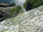 Preikestolenes klints paceļas aptuveni 600 metru augstumā virs jūras līmeņa. Skats uz leju ir galvu reibinošs. 24