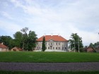 Maidlas muižas ēka uzcelta 1767. gadā pēc Georga Ludviga fon Vrangela vēlēšanās. Visi muižai nepieciešamie celtniecības materiāli iegūti no tuvākās ap 14