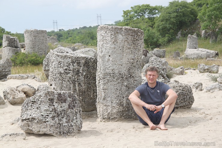 Travelnews.lv apmeklē noslēpumaino akmeņu mežu «Probiti Kamni» Bulgārijā. Foto sponsors - www.goadventure.lv 96363