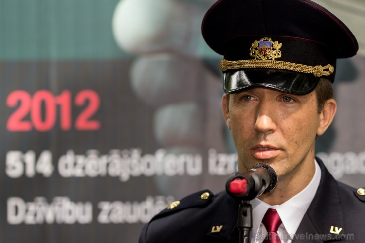 Valsts policijas Prevencijas pārvaldes priekšnieks Normunds Krapsis atgādina Tāpat kā citus gadus, arī šogad policija strādās pastirpinātā režīmā jau  96391