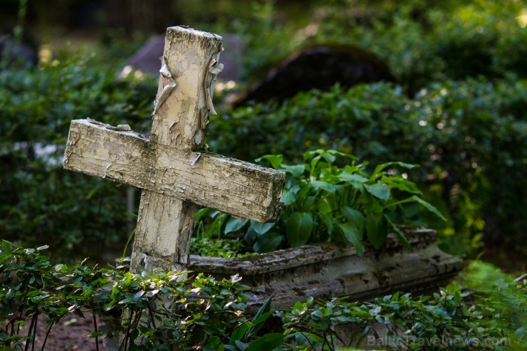 Ārzemju tūristu iecienītajiem Meža kapiem aprit simt gadu 96919
