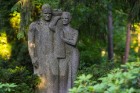 Ārzemju tūristu iecienītajiem Meža kapiem aprit simt gadu 15