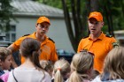 Bērnu slimnīcas Torņakalna novietnē viesojās Rīgas pašvaldības policijas pārstāvji, glābēji, kas pārrunāja ar pacientiem drošības uz ūdens jautājumu 12