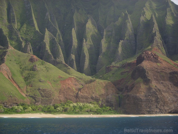 Maui sala - brauciens ar laivu. 2013. gada pavasarī Travel Time devās grupu braucienā uz ASV Rietumu krastu un Havaju salām. Foto: www.traveltime.lv Maui sala - brauciens ar laivu. 2013. gada pavasarī Travel Time devās grupu braucienā uz ASV Rietumu krastu un Havaju salām. Foto: www.traveltime.lv 97159